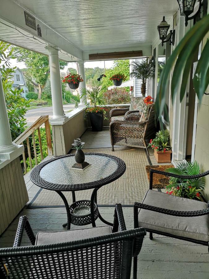 Your Oasis In Niagara Falls Canada 外观 照片